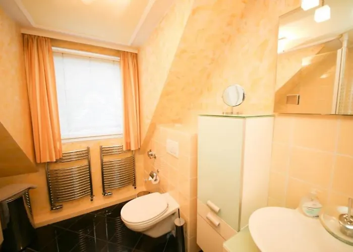 Ocean Pearl Apartment *